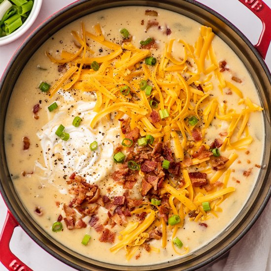 Easy Cheesy Potato Bacon Soup