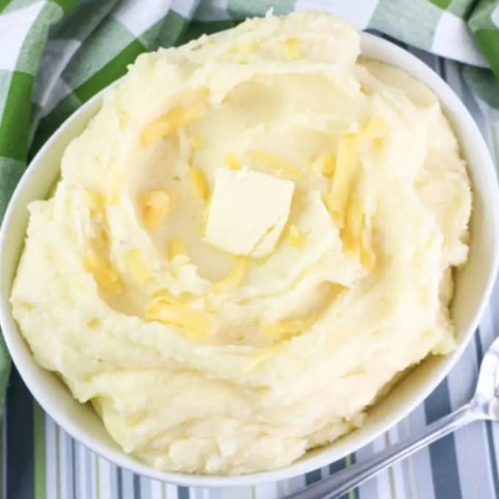 Smoked Gouda Mashed Potatoes