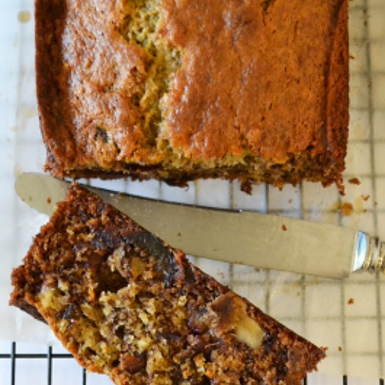 BANANA, DATE AND WALNUT LOAF