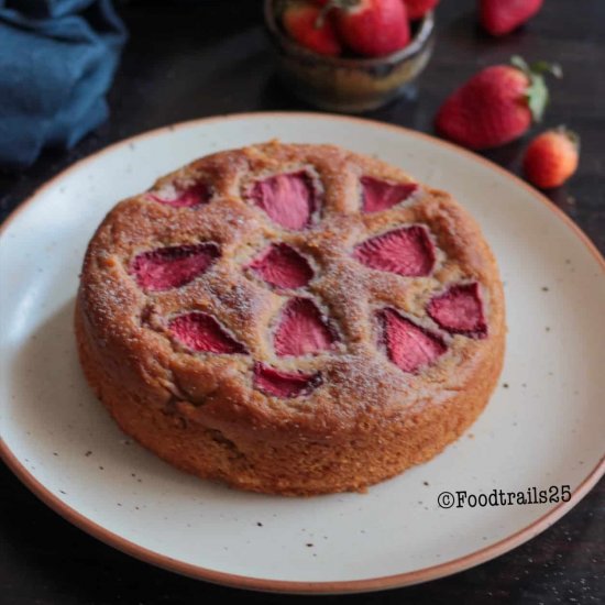 Eggless Strawberry Cake