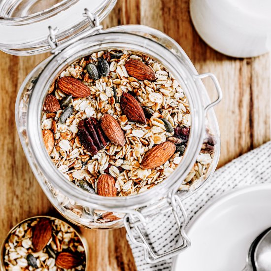 Healthy homemade granola recipe