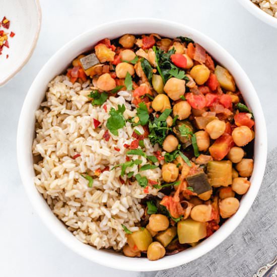 Spicy Chickpea Stew with Zucchini