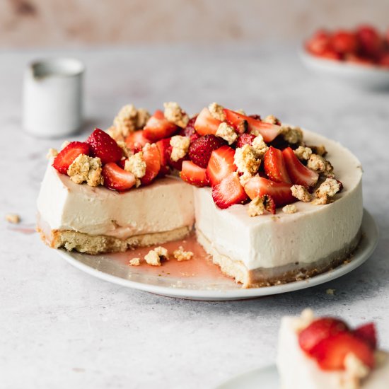 Strawberry Shortbread Cheesecake