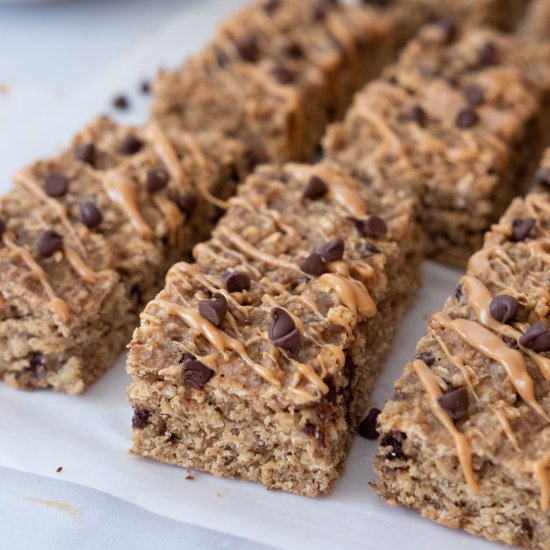 Soft-Baked Oatmeal Bars