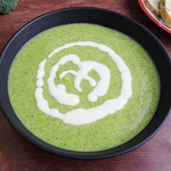 Vegan Broccoli Soup with Tarragon