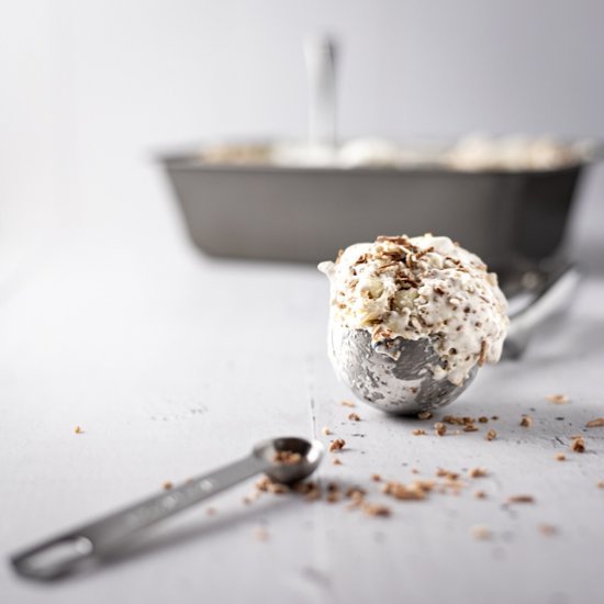 Macadamia Ice Cream