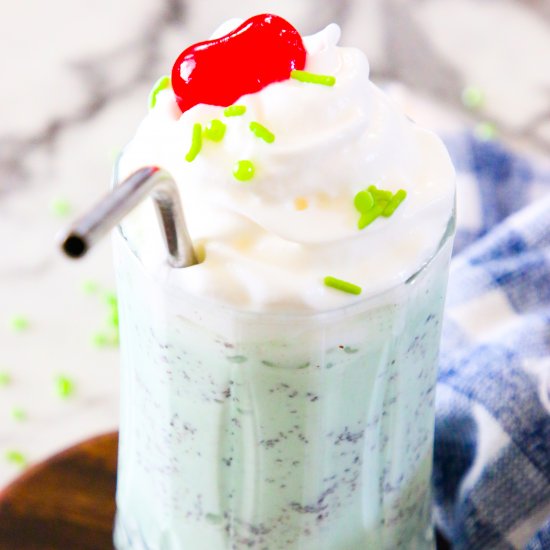 How to Make A Shamrock Shake