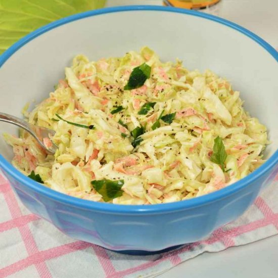 Quick and Easy Homemade Coleslaw