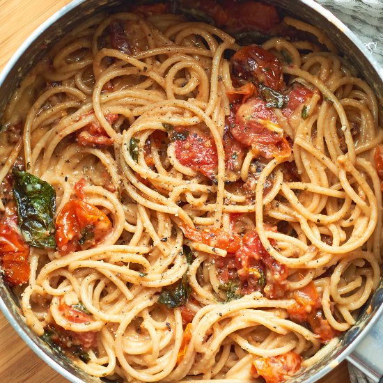 Vegan Tomato Spaghetti Carbonara