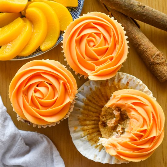 Cinnamon Peach Poundcake Cupcakes