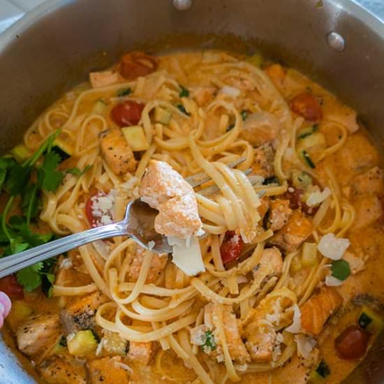 Creamy Salmon Pasta – Gluten Free