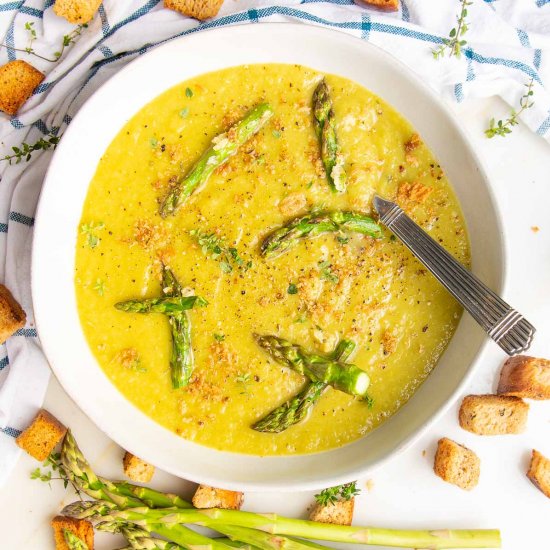 Creamy Vegan Asparagus Soup