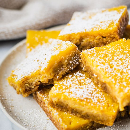 Healthy Lemon Bars