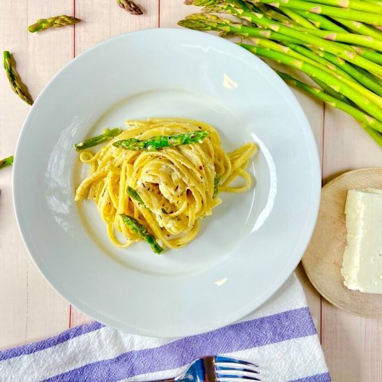 Pasta With Feta Cheese And Asparagu