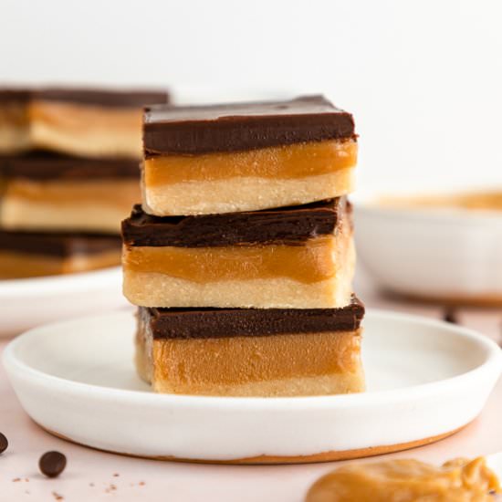 No-Bake Millionaire Shortbread Bars