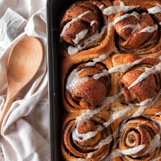 Earl Grey Cinnamon Rolls