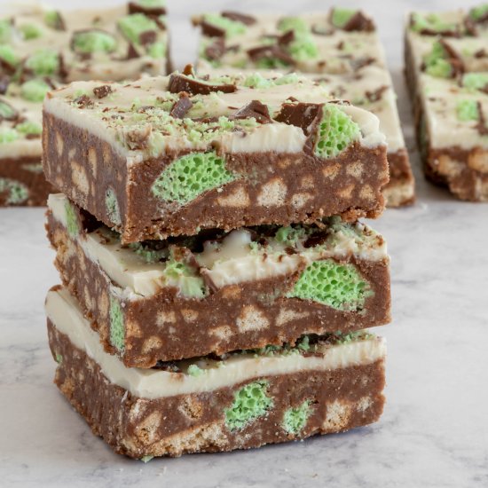 No-Bake Mint Aero Traybake