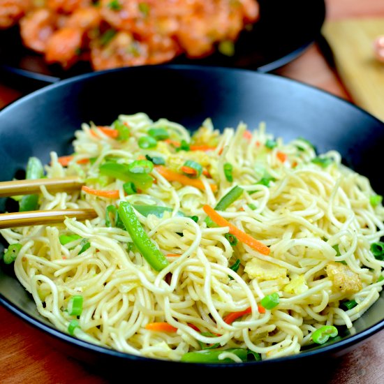 Veg Hakka Noodles