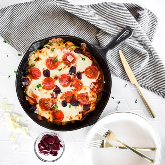 Keto Pizza Chicken Skillet