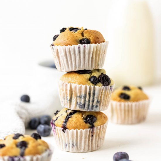 Easy vegan blueberry muffins