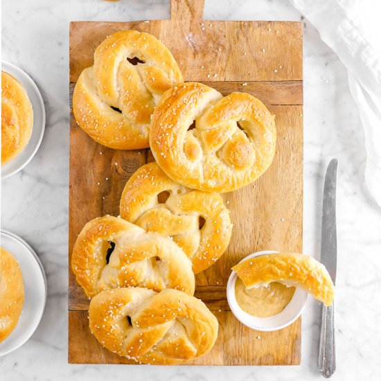 Soft Sourdough Pretzels