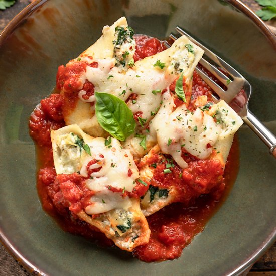 Ricotta Stuffed Shells