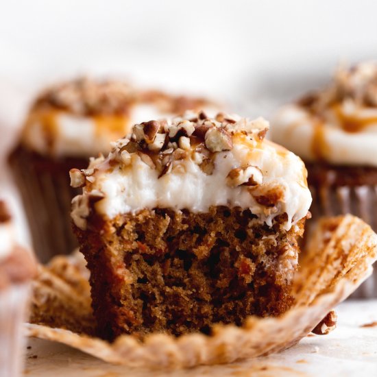 Caramel Carrot Cake Cupcakes