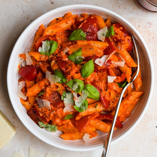 Creamy Roasted Red Pepper Pasta