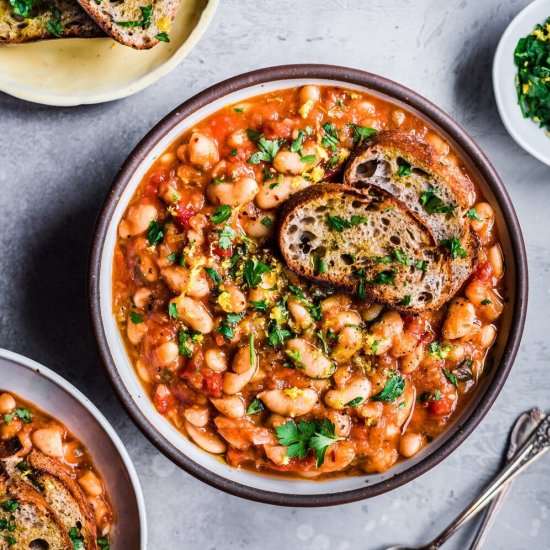 Vegan Instant Pot White Bean Stew