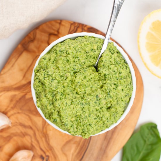 Vegan Cashew Pesto (Oil free)