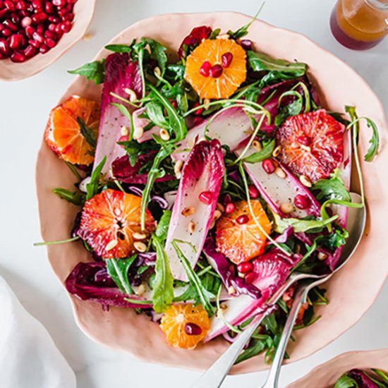 SUPERFOOD SALAD WITH RED CHICORY