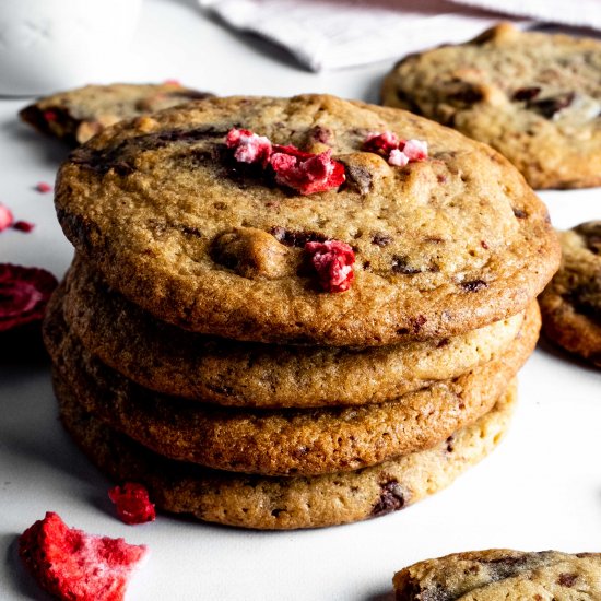 chocolate chip strawberry cookies