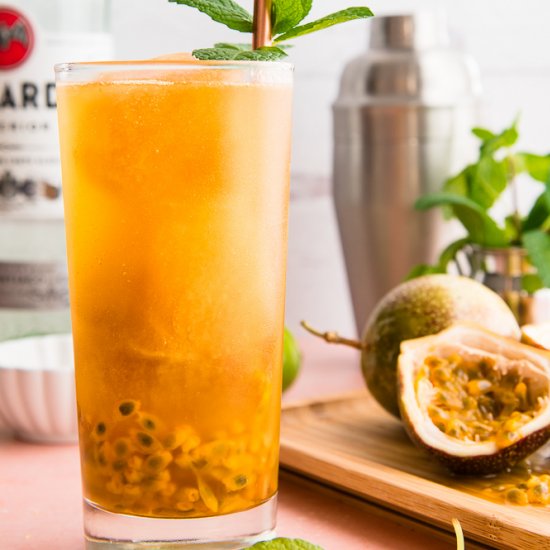 Passion Fruit Mojito Cocktail