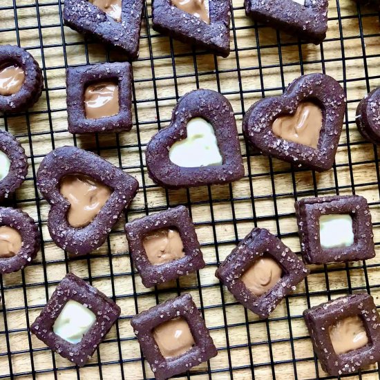 dark chocolate tahini linzer cookie