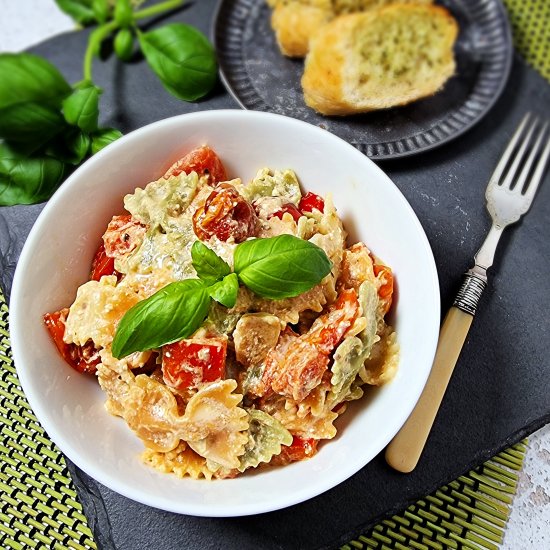 Best Baked Feta Pasta