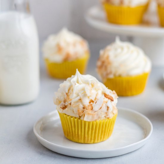 Pineapple Coconut Cupcakes