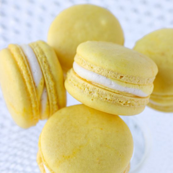 Vegan Lemon & Vanilla Macarons