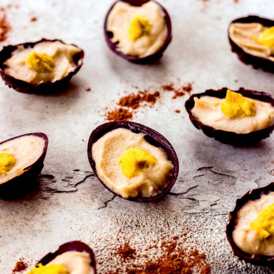 Healthy Vegan Creme Eggs