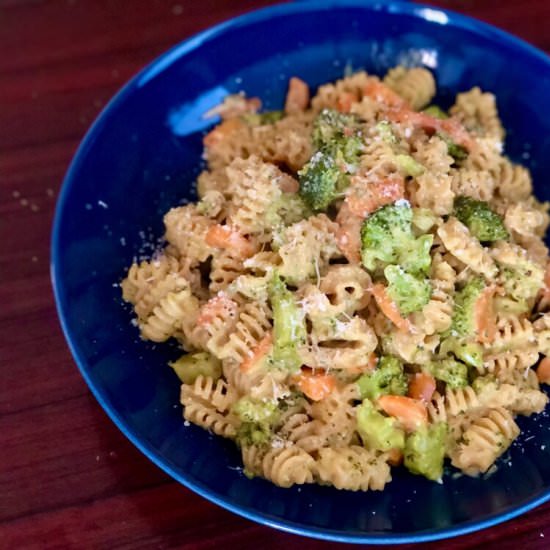 Broccoli Cheddar Pasta