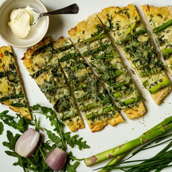 Asparagus and Arugula Flatbread