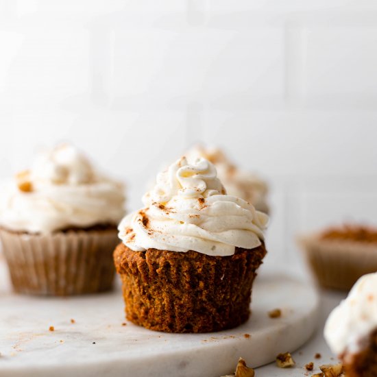 Vegan Carrot Cake Cupcakes