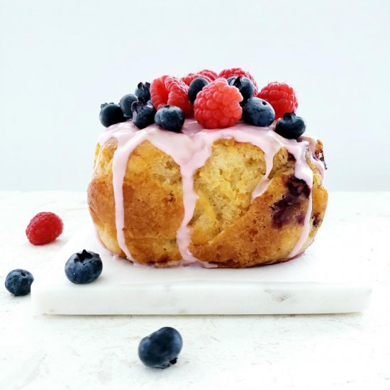 Hard Cider Beer Bread with Berries