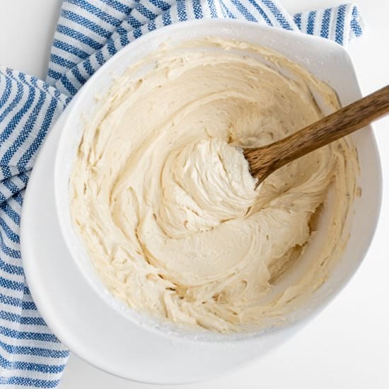 Vegan Vanilla Frosting