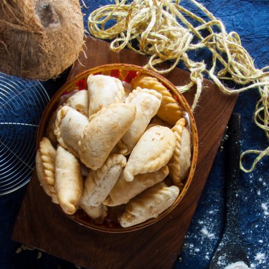 Mawa Gujiya Recipe