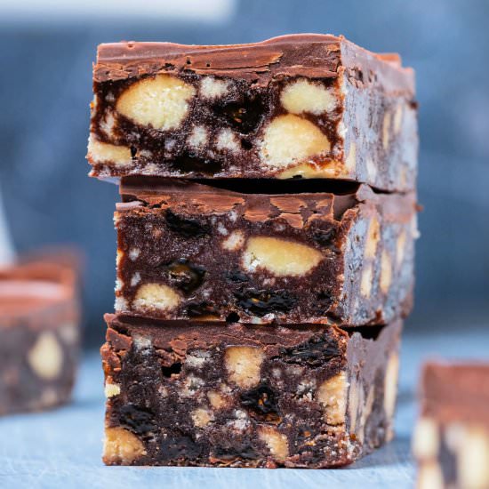 Chocolate Tiffin