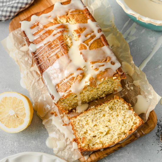 Lemon Poppy Seed Pound Cake