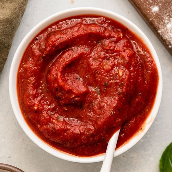 Quick and Easy Pizza Sauce