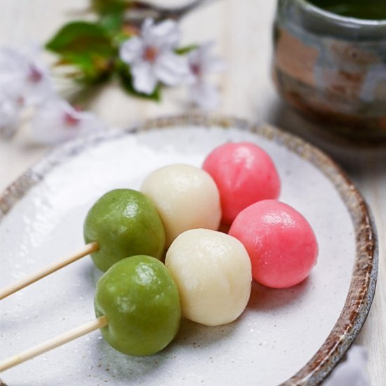 Hanami Dango Sweet Rice Dumplings