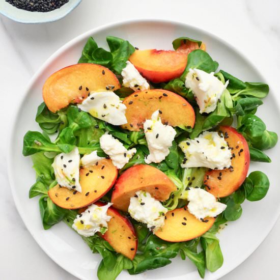 Peach and mozzarella salad