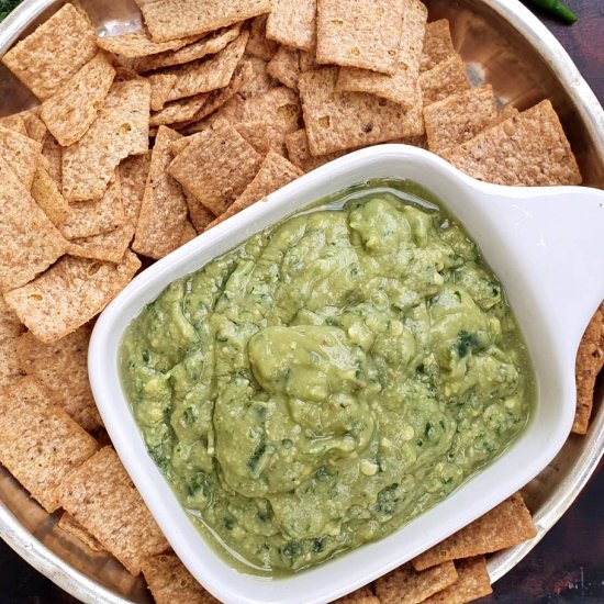 Kale guacamole